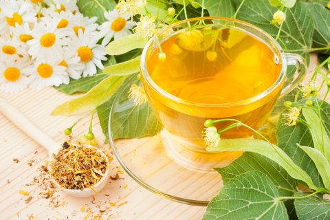 Chamomile-digestive-stimulating